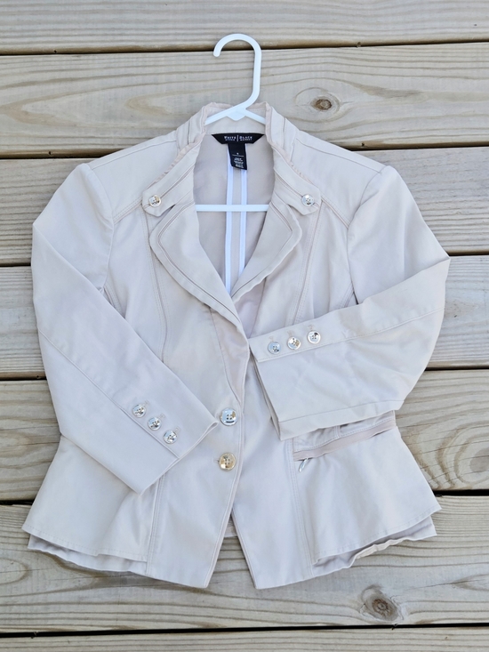 White House Black Market Jackets & Blazers - White House Black Market Beige Jacket Blazer Size S